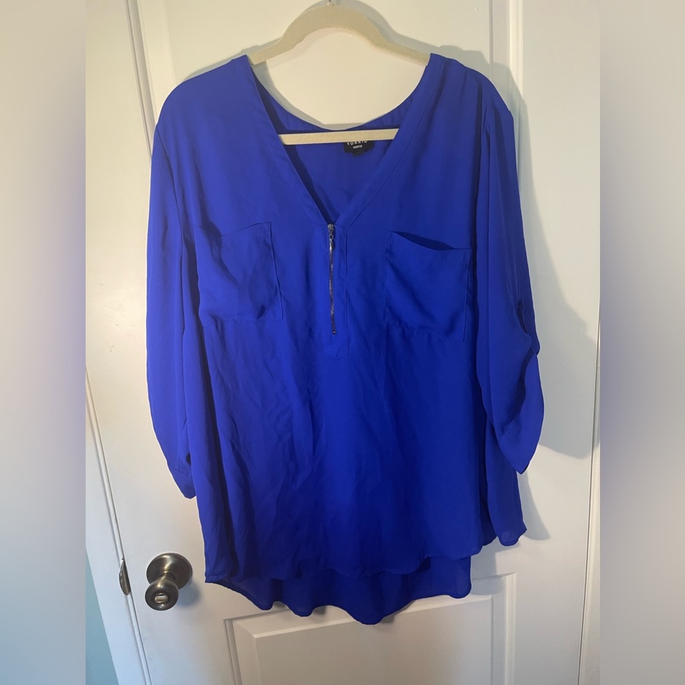 Torrid Harper Georgette Zip-Front 3/4 Sleeve Pullover Blouse Size 3 (like new!)